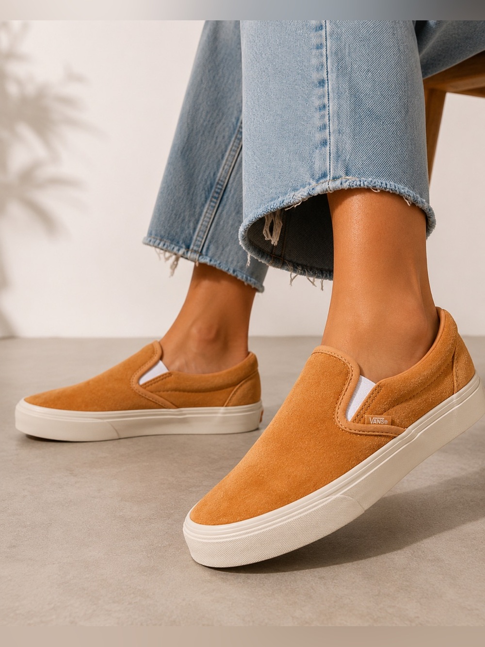 VANS Classic Women's Slip-On Suede Sneakers NEW